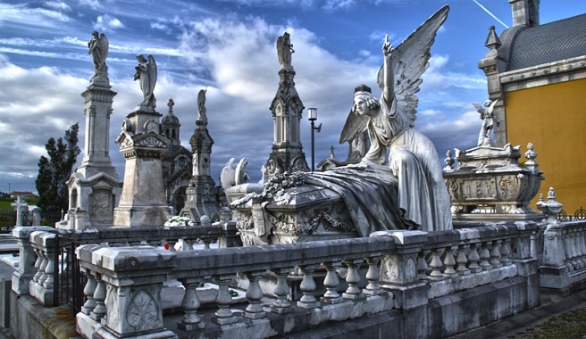 Cementerios Espana Todos los Santos - la Toussaint en Espagne