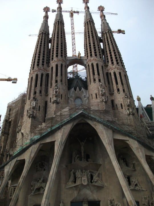 5 sagrada familia Barcelone et architecture