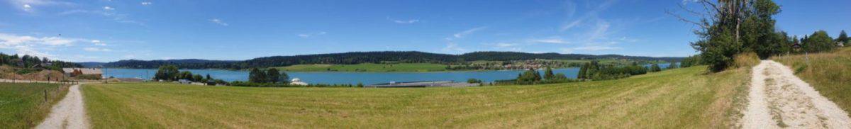 Lac de Saint-Point et Château de Joux