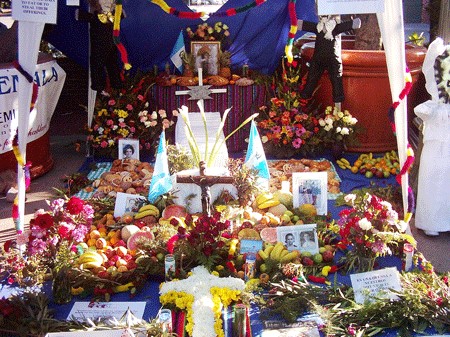 altar El Día de Muertos - Le jour des morts au Mexique